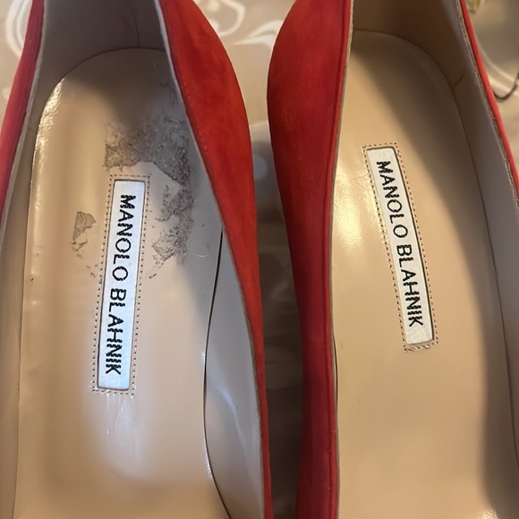 Manolo Blahnik BB 70 Bright Red Suede pointed toe Pumps mismatched size - Picture 7 of 8